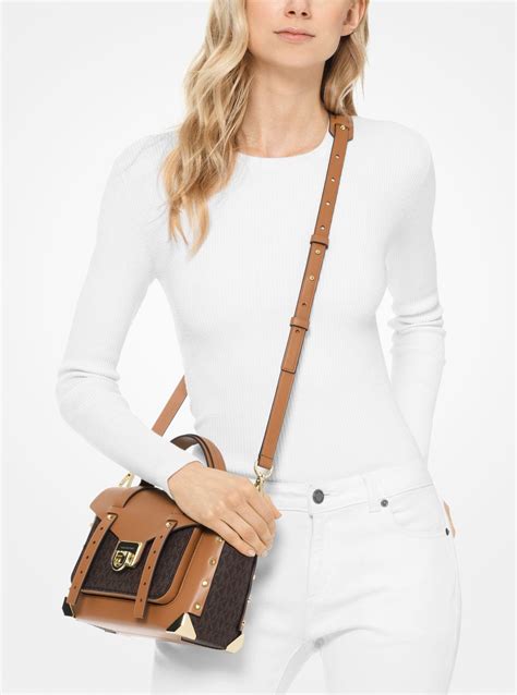 bolsa michael kors manhattan|michael kors mid leather satchel.